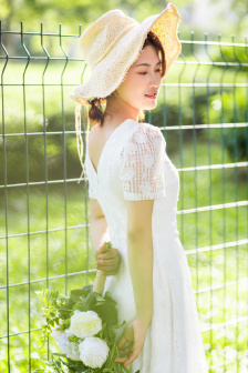 年轻的女教师